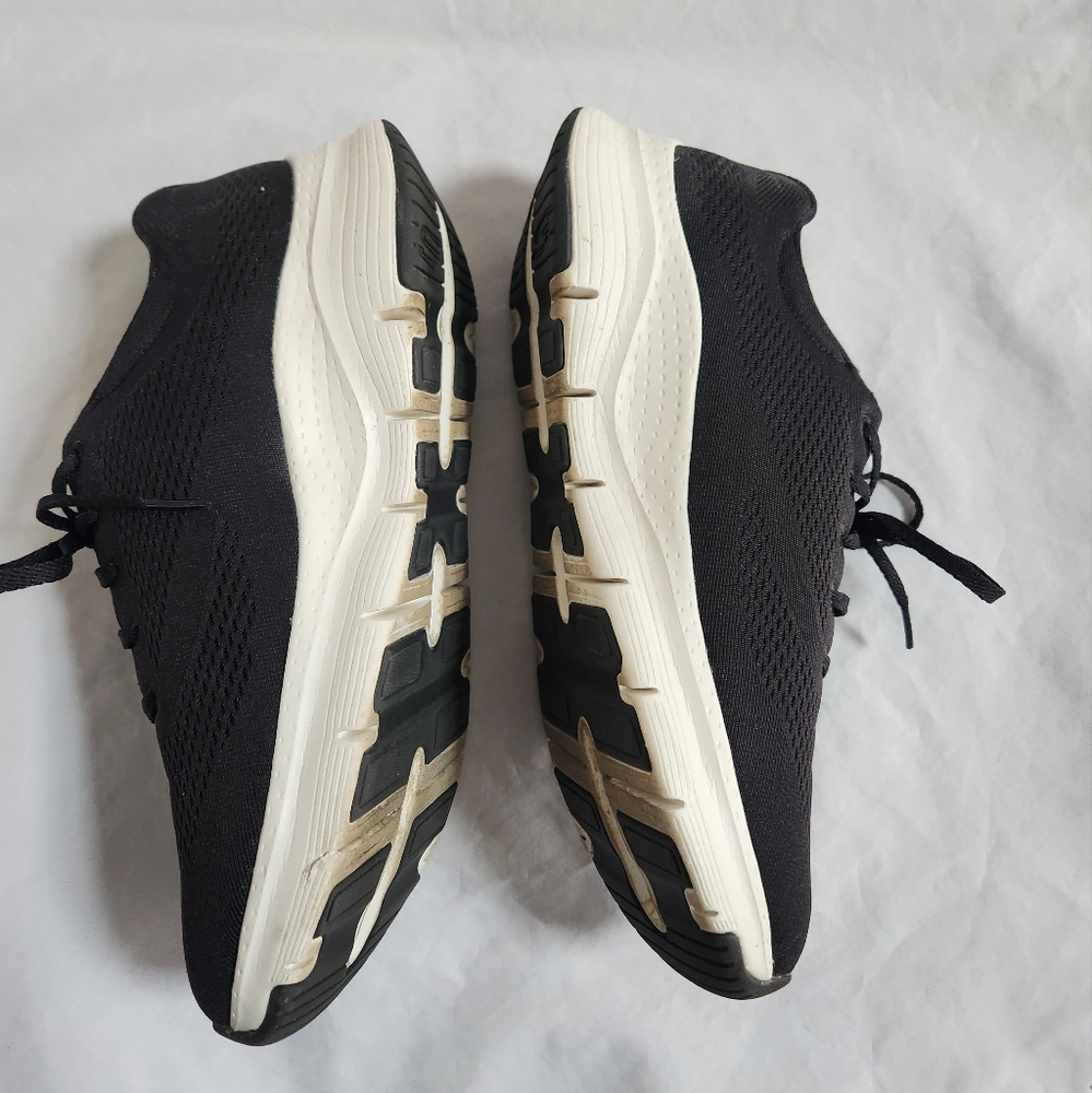 Skechers Black Sneakers 11 - Picture 4 of 11